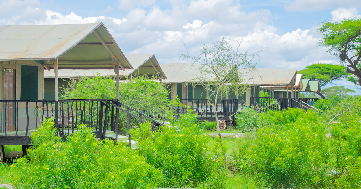 Nyati Safari Camp