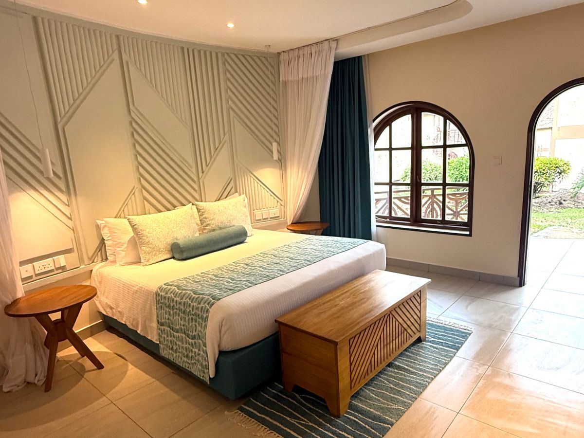 Neptune Paradise Beach Resort image 2