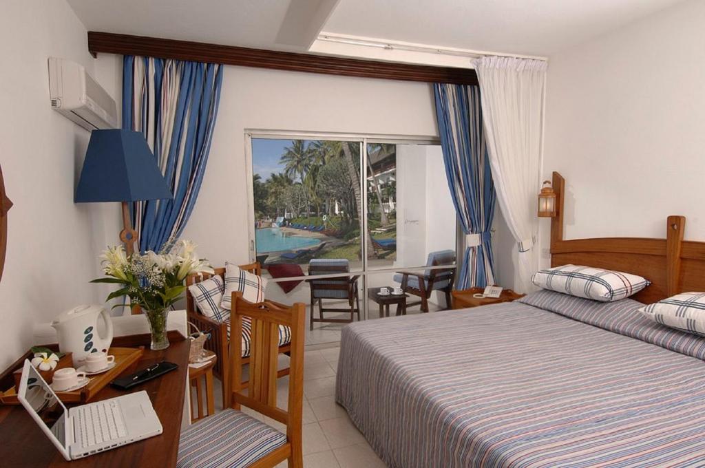 Voyager Beach Resort image 3
