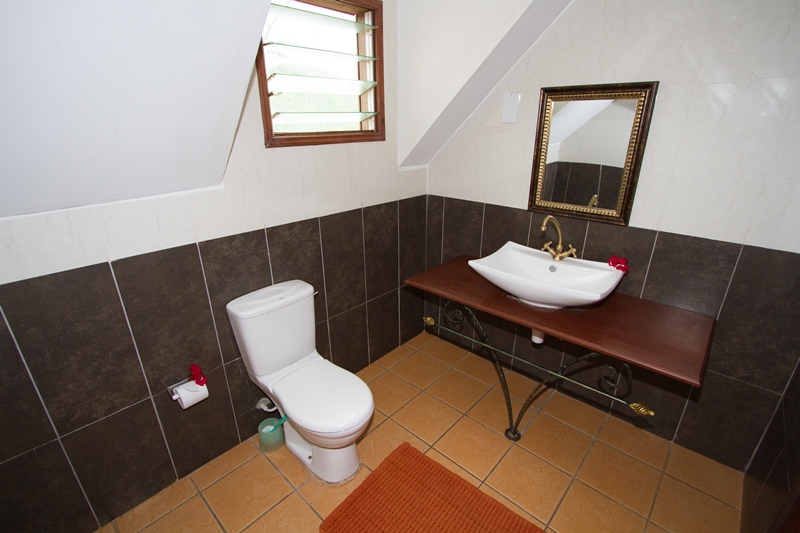 Zomeni Lion Hill Lodge image 3